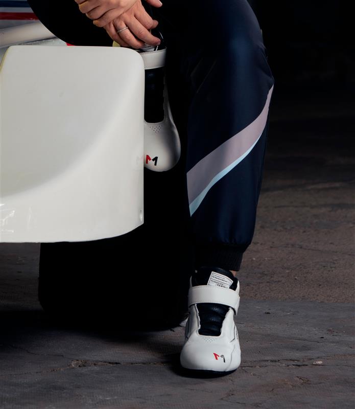 FOOTWEAR